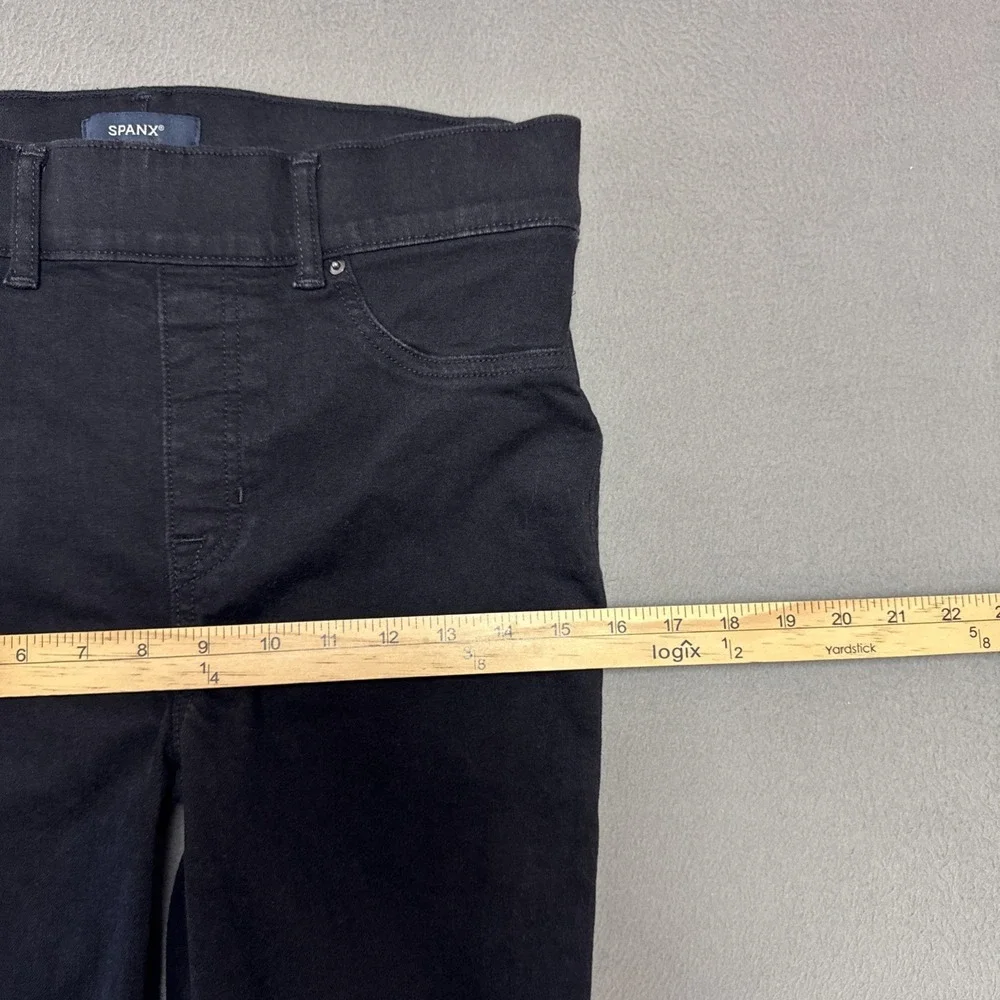 Spanx Flare Jeans Women M 30x31 Black Pull On Stretch Quiet Luxury Comfort Denim